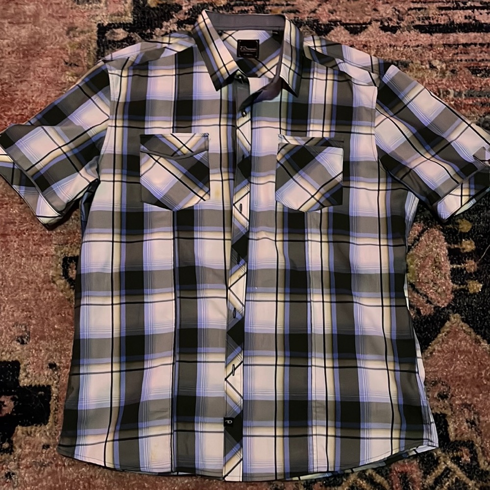 7 diamond button up dress shirt! MENS